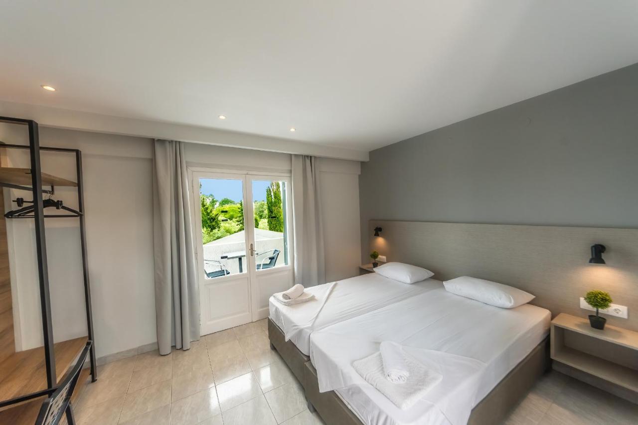 Nikos Villas Kavos Ngoại thất bức ảnh